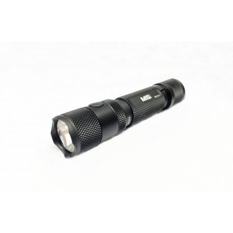 Linterna Powertac M5 1300 Lumens